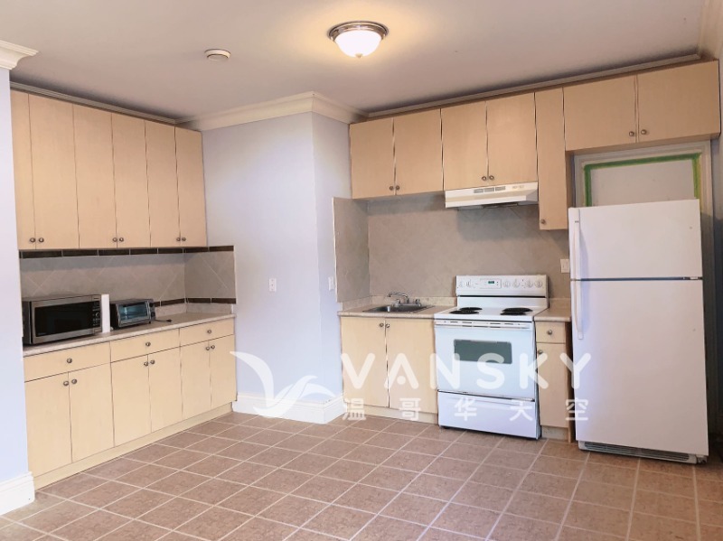 230309203549_living room.jpg